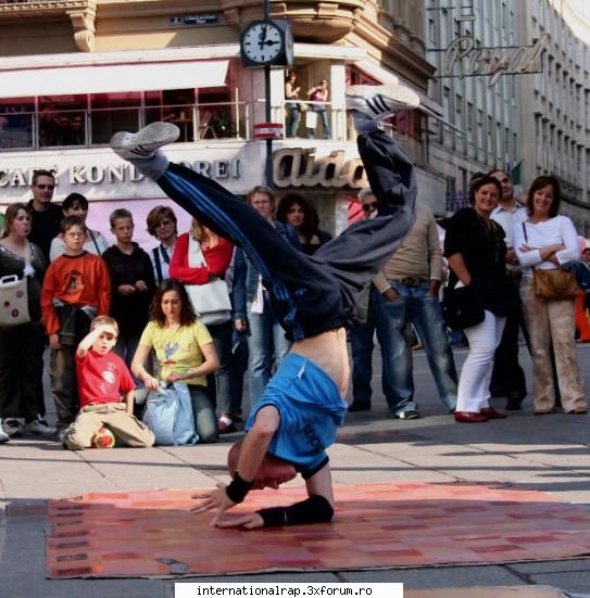Break Dance - MYLENNE - Wallpapers